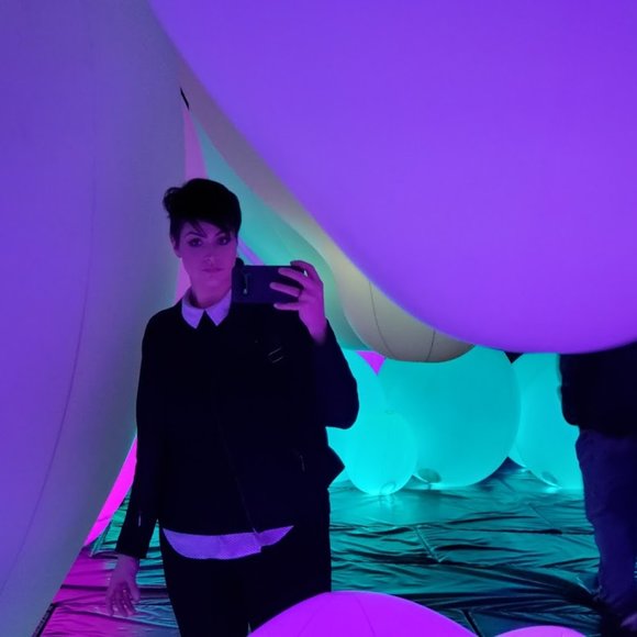 Meet your Posher, Tiffany - Picture 4 of 5